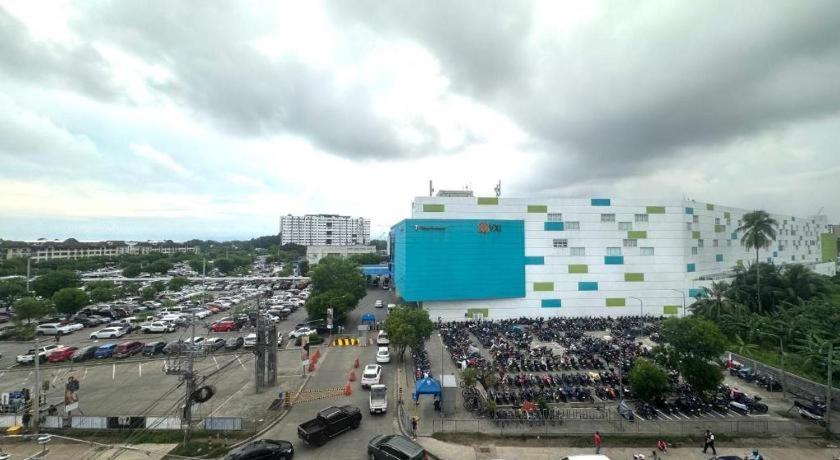Home Crest Hotel Davao Bagian luar foto